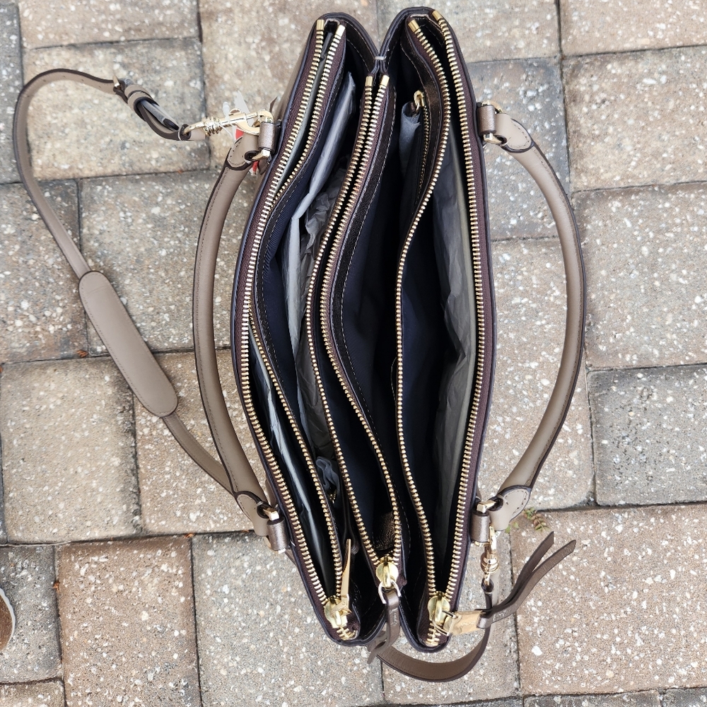 NWT Coach The Borough Bag In Metallic Leather - Picture 7 of 11